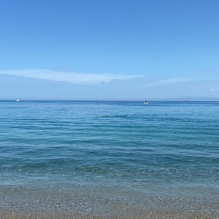 Tra Mare E Lago Torre Faro Exterior photo